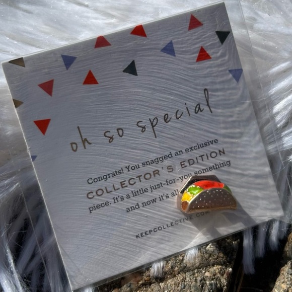 🩶5/$30 KEEP Collective Taco Enamel and Gold Slide On Bracelet Charm NEW - Picture 2 of 6